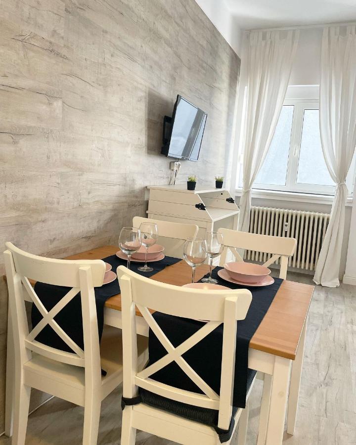White Apartment Bucarest Exterior foto